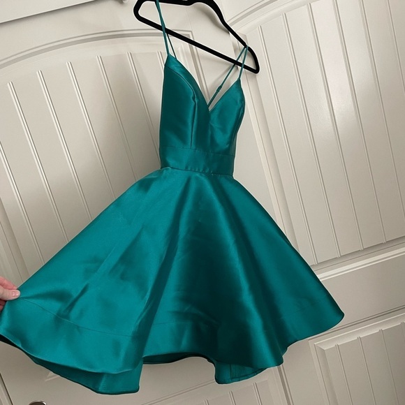 Rene the label green satin fit and flare cocktail prom formal dress size small - Picture 1 of 7